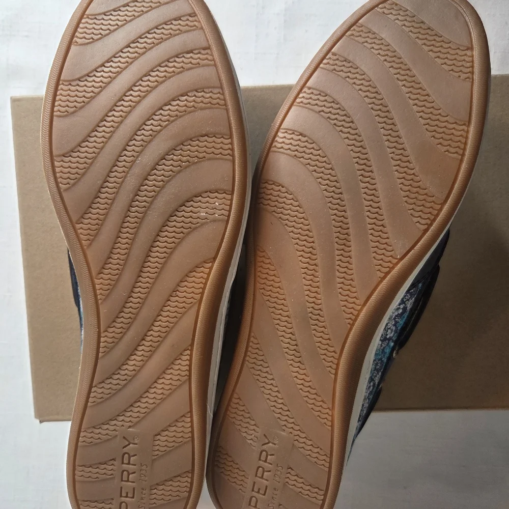 NIB Sperry Koi Fish Floral Navy Boat Shoes, Sz 8 - Picture 6 of 8